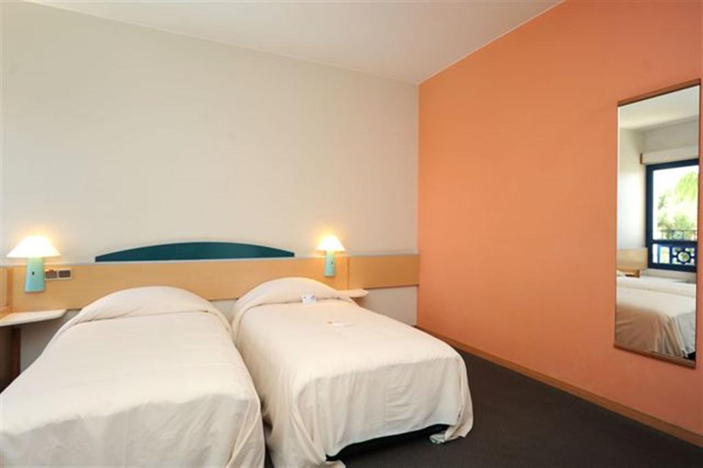 Hotel Ibis Agadir Exterior foto