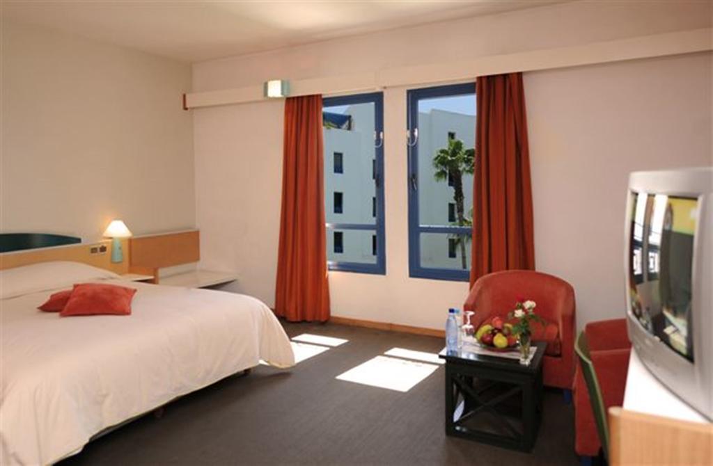 Hotel Ibis Agadir Exterior foto